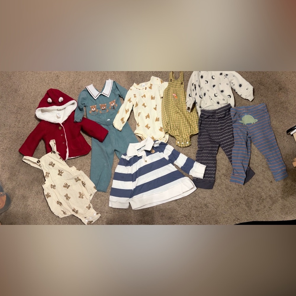 Baby boys 12-18 months clothing lot Carters bundle